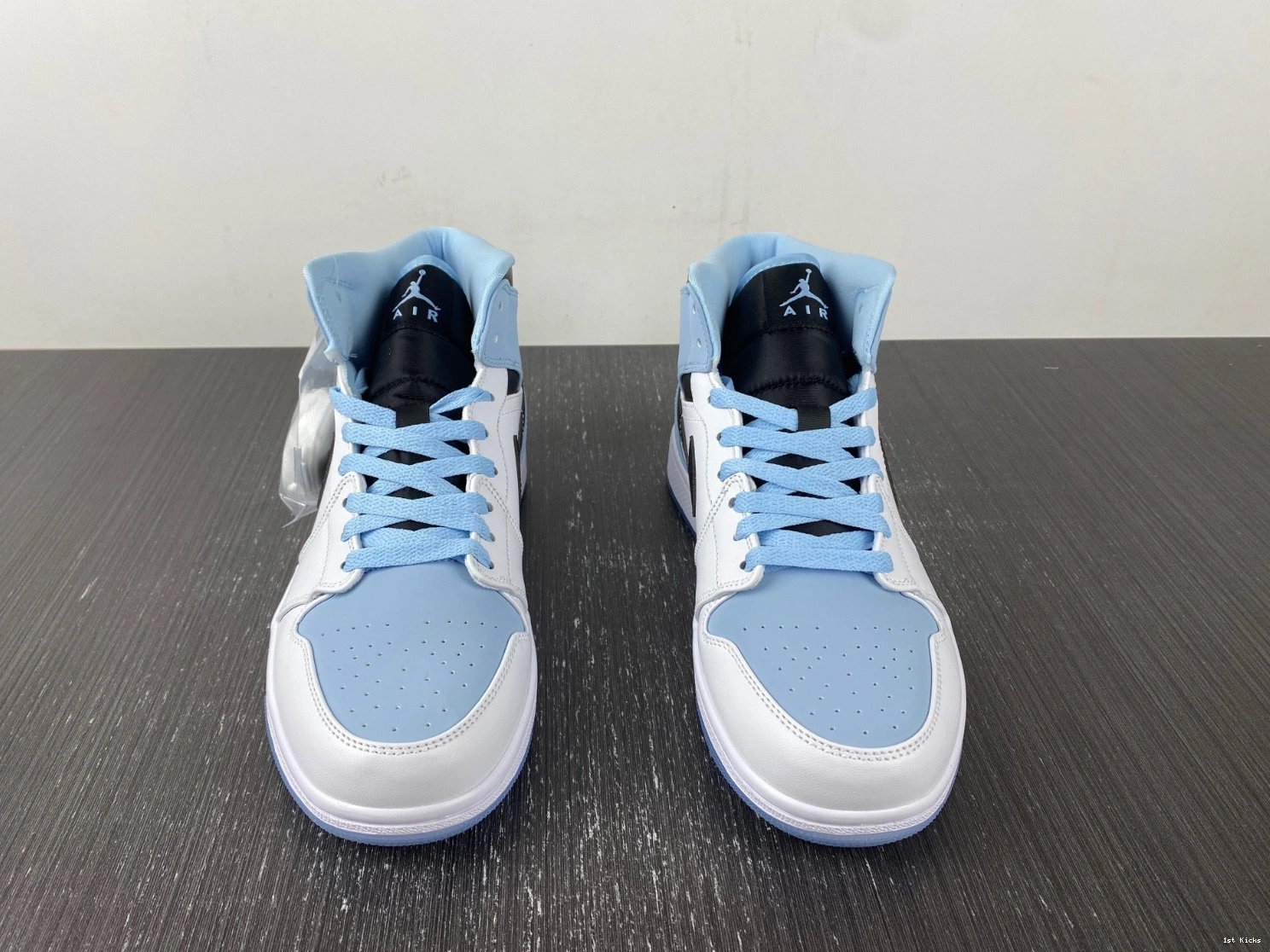 Mid DV1308-104 - Ice Blue SE (2023) Jordan 1 0930
